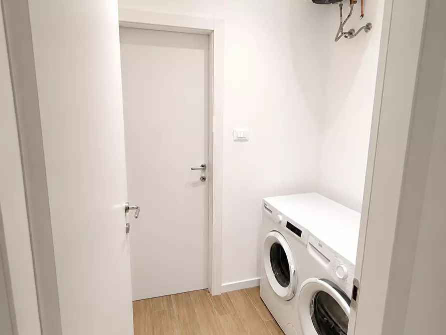 Immagine 5 di Appartamento in vendita  a Rovigo