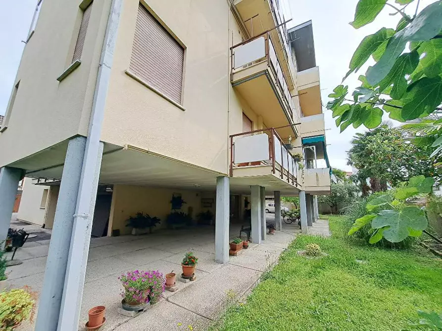 Immagine 1 di Appartamento in vendita  in Via Domenico Baroni 26 a Rovigo
