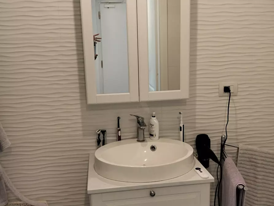 Immagine 16 di Bilocale in vendita  in Via Privata Serenella 34 a San Remo