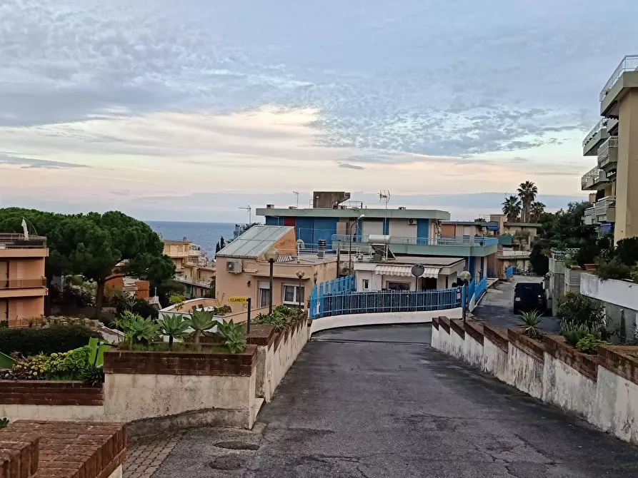 Immagine 24 di Monolocale in vendita  a San Remo