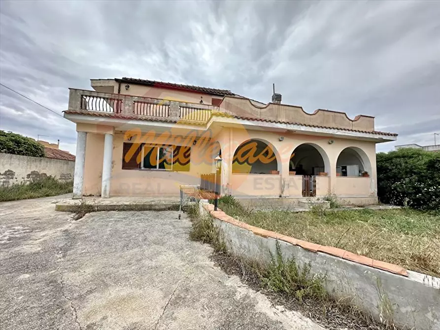 Immagine 1 di Villa in vendita  in VIA ISOLE MOLUCCHE a Siracusa