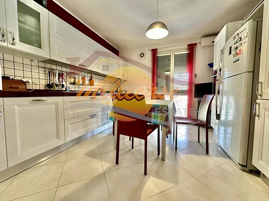 Immagine 27 di Pentalocale in vendita  in Viale Pietro Nenni a Siracusa