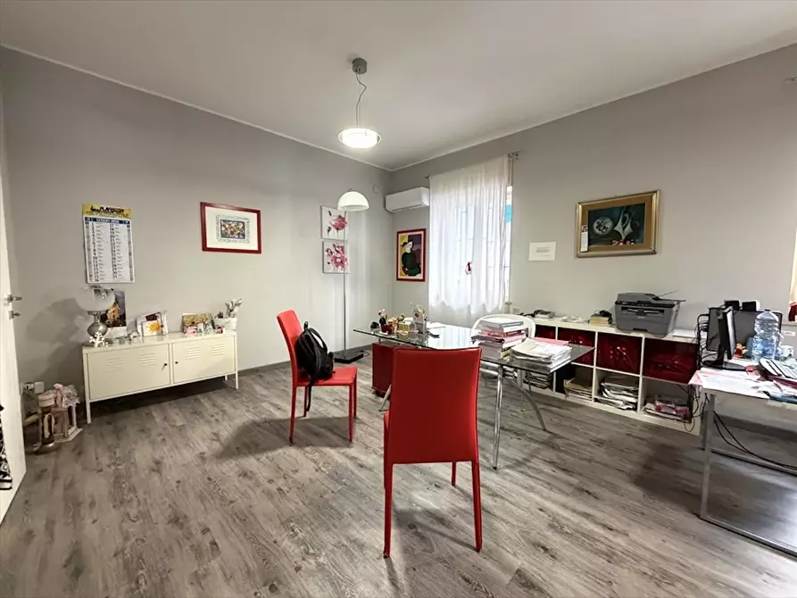 Immagine 11 di Quadrilocale in vendita  in Viale Santa Panagia a Siracusa