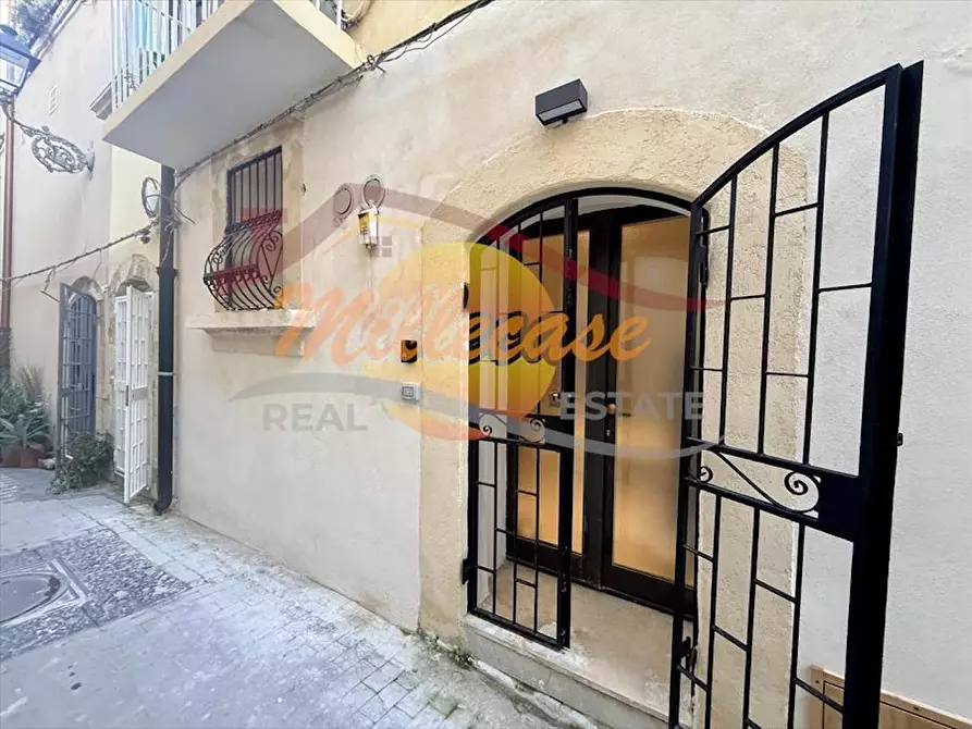 Immagine 13 di Bilocale in vendita  in VIA DELLA GIUDECCA a Siracusa
