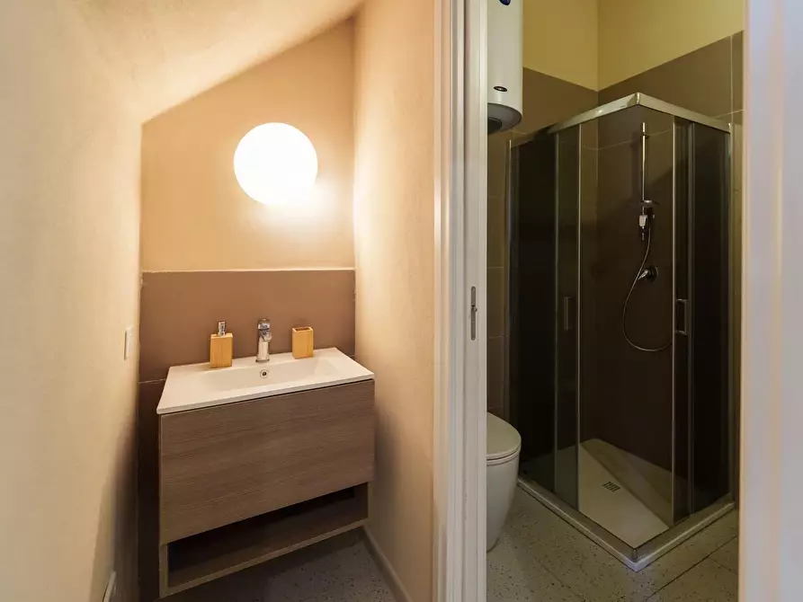 Immagine 8 di Trilocale in vendita  in VIA MONTEGRAPPA a Siracusa