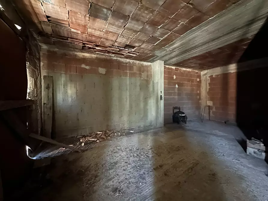 Immagine 19 di Trilocale in vendita  in Via Poggio del Carancino a Siracusa