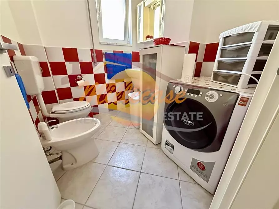 Immagine 10 di Quadrilocale in vendita  in Viale Tica a Siracusa