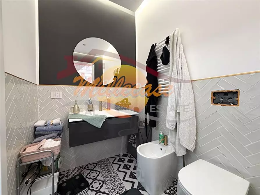 Immagine 26 di Trilocale in vendita  in Viale Santa Panagia a Siracusa