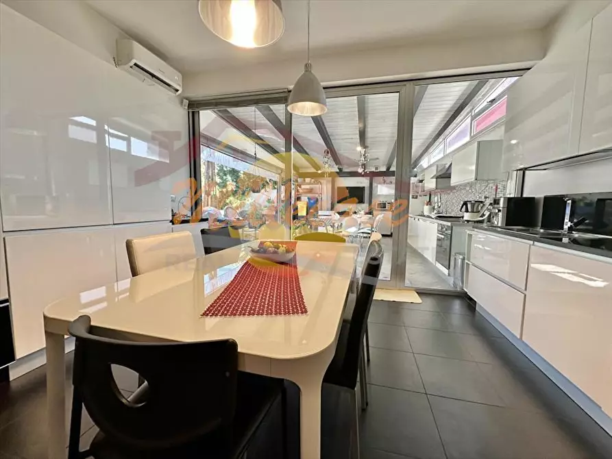 Immagine 26 di Villetta a schiera in vendita  in Viale Edoardo Garrone a Melilli