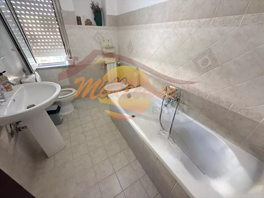 Immagine 19 di Quadrilocale in vendita  in VIA VANVITELLI a Siracusa