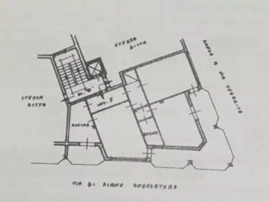 Immagine 22 di Quadrilocale in vendita  in Via Pescara a Siracusa