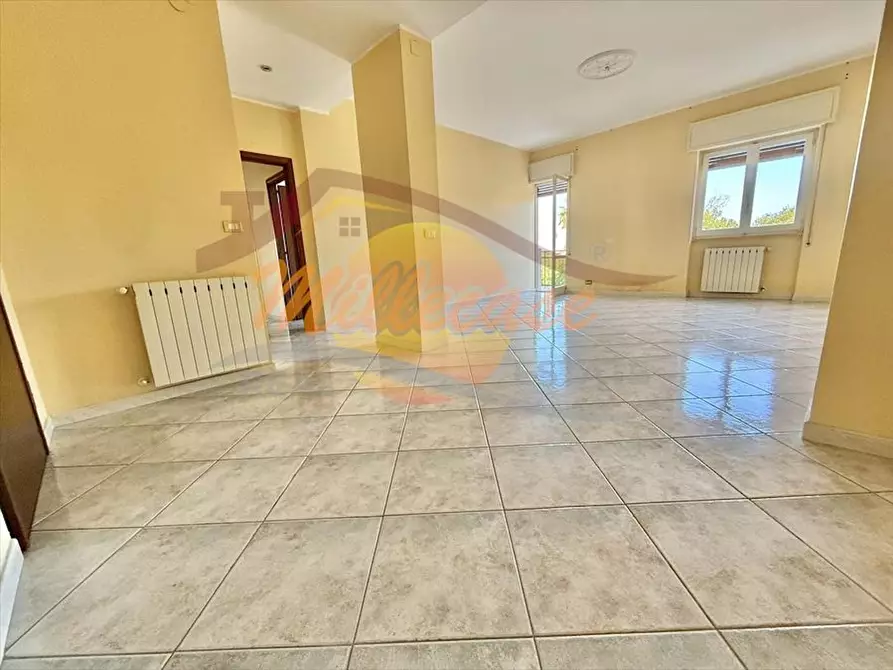 Immagine 16 di Pentalocale in vendita  in Via Avola a Siracusa