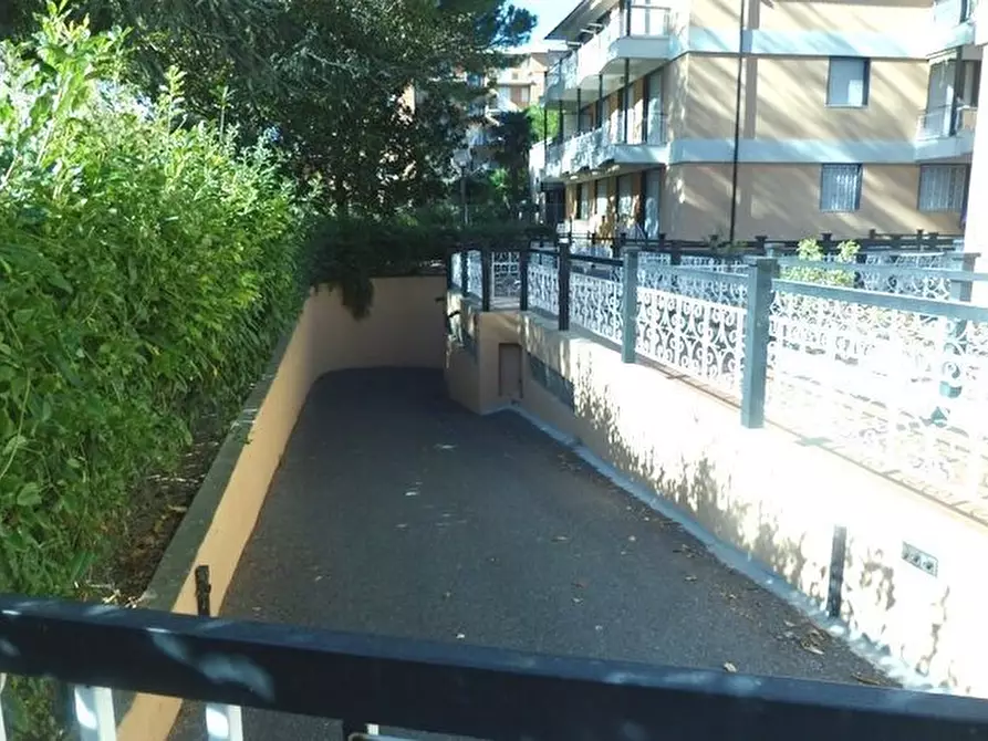 Immagine 5 di Garage in vendita  in Giardini I Maggio a San Bartolomeo Al Mare