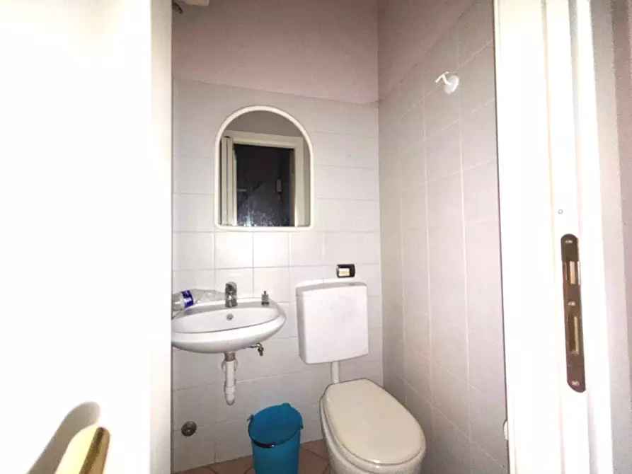 Immagine 8 di Attività commerciale in vendita  in Via Aurelia 178 a San Bartolomeo Al Mare