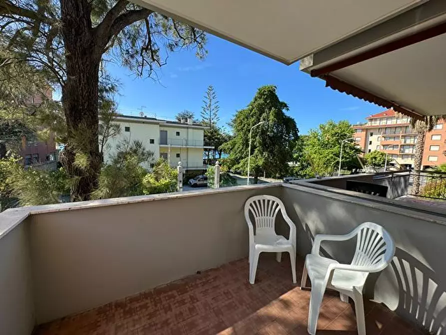 Immagine 53 di Trilocale in affitto  a San Bartolomeo Al Mare