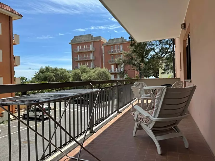 Immagine 34 di Trilocale in affitto  a San Bartolomeo Al Mare