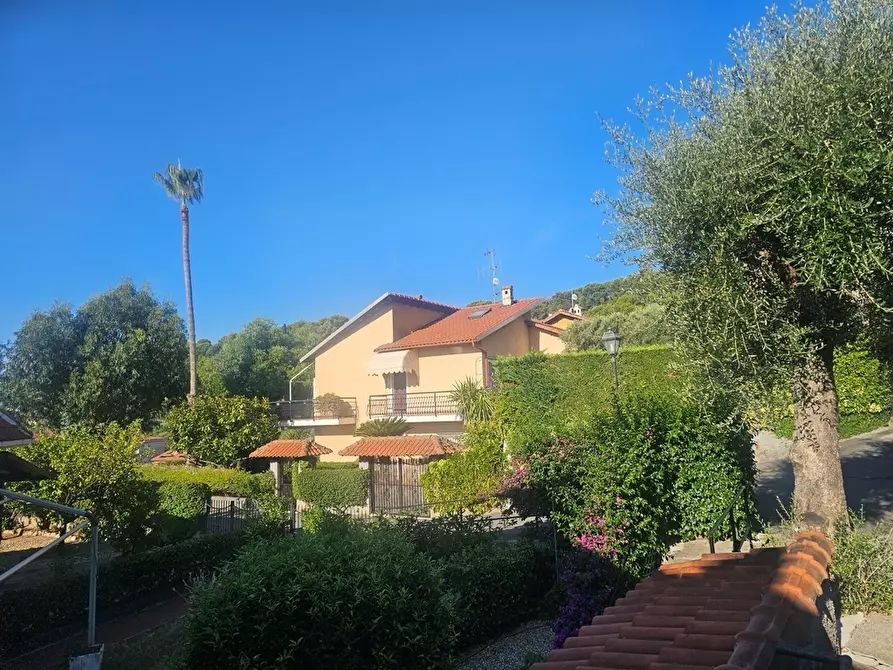 Immagine 37 di Quadrilocale in vendita  in Piazza Sant'Anna 1 a San Bartolomeo Al Mare