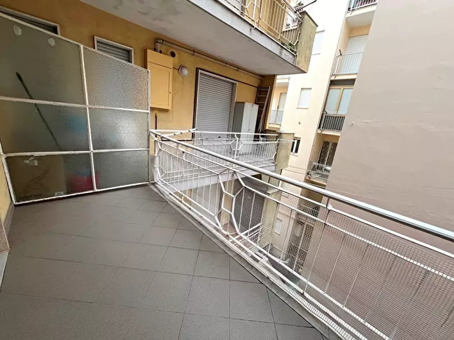 Immagine 40 di Bilocale in affitto  in Via Sardegna 3434 a San Bartolomeo Al Mare