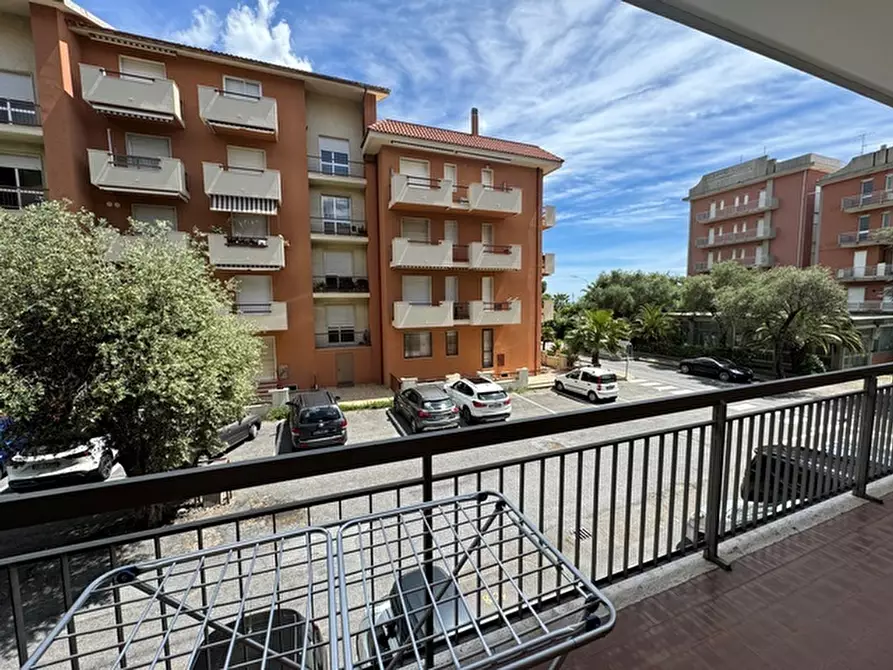 Immagine 39 di Trilocale in affitto  a San Bartolomeo Al Mare