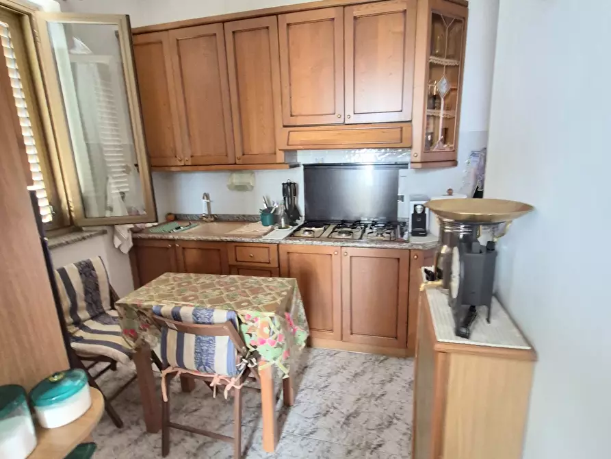 Immagine 6 di Pentalocale in vendita  in Via del Progresso 525 a Lamezia Terme
