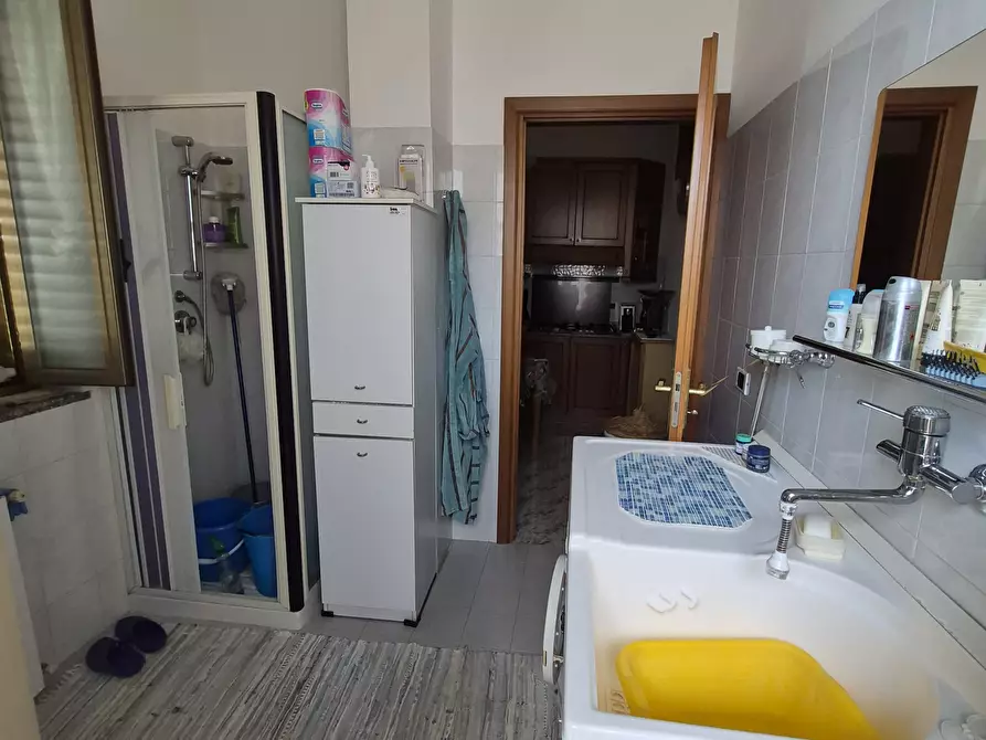 Immagine 10 di Pentalocale in vendita  in Via del Progresso 525 a Lamezia Terme