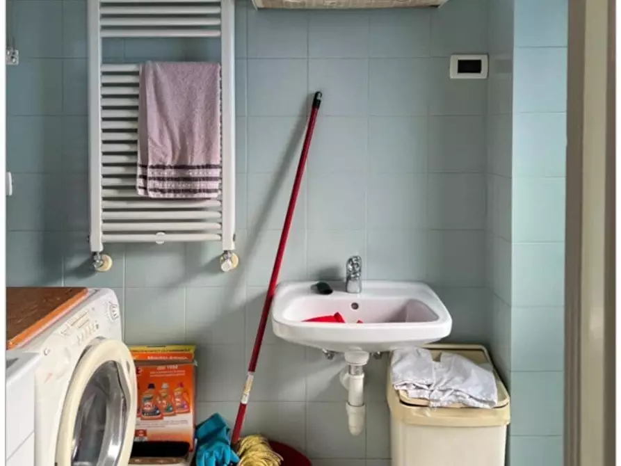 Immagine 22 di Pentalocale in affitto  a Torino