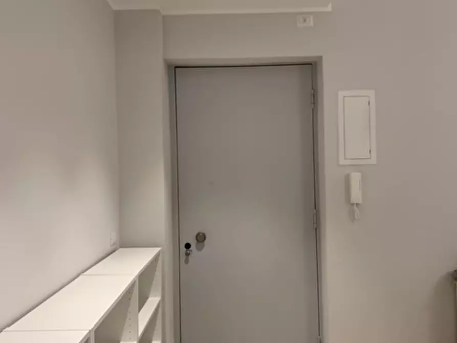 Immagine 14 di Trilocale in affitto  in Corso XI Febbraio 23 a Torino