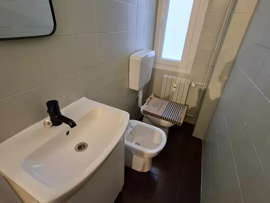 Immagine 17 di Stanza singola in affitto  in VIA RIBET 5 a Torino