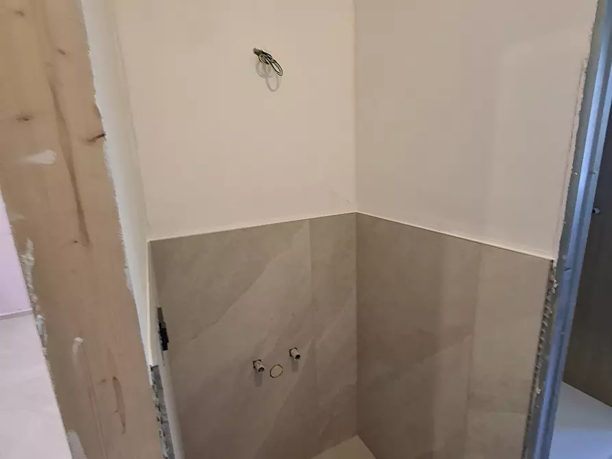 Immagine 10 di Bilocale in affitto  in Via Genova 166 a Torino