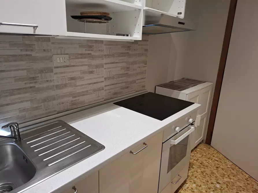 Immagine 3 di Pentalocale in affitto  in VIA RIBET 5 a Torino