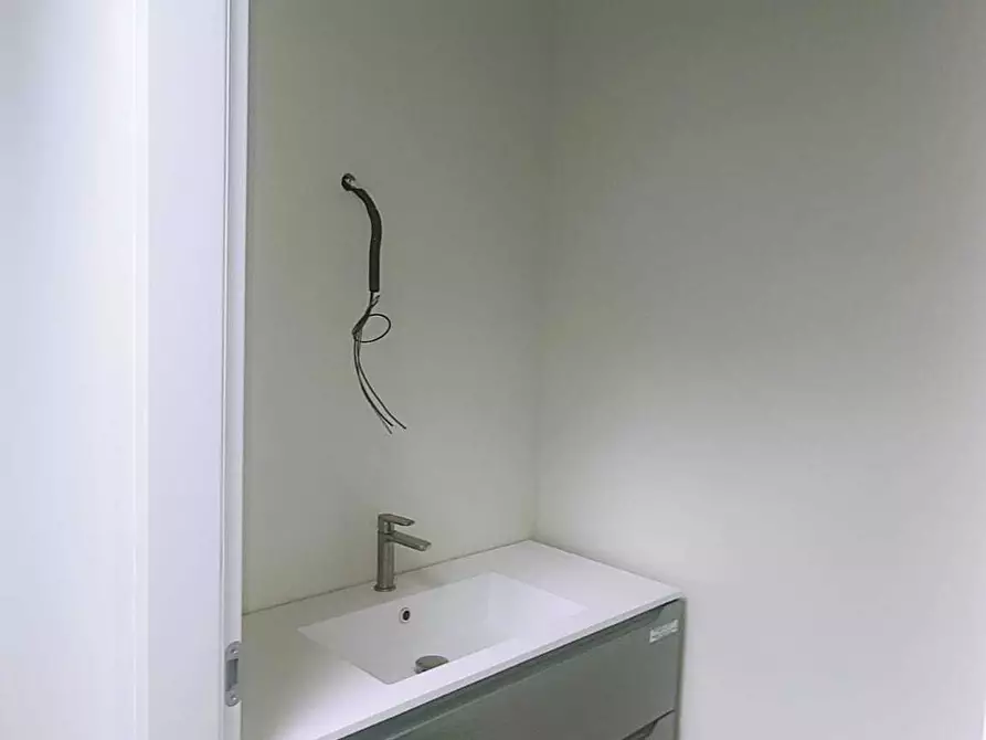 Immagine 8 di Casa indipendente in affitto  a Torino