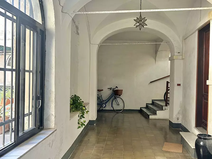 Immagine 37 di Attico in vendita  a Sarzana