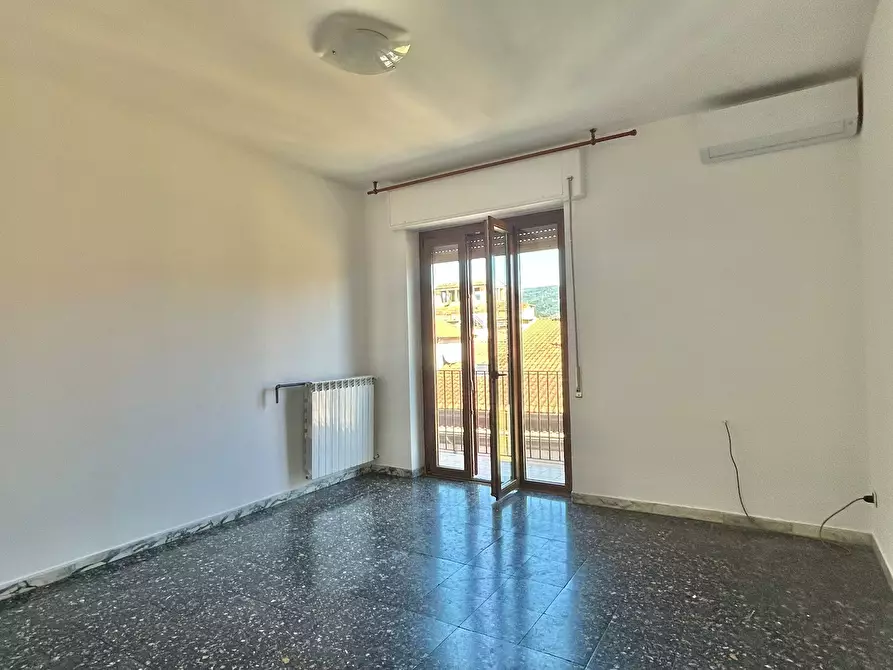 Immagine 10 di Quadrilocale in vendita  a Sarzana