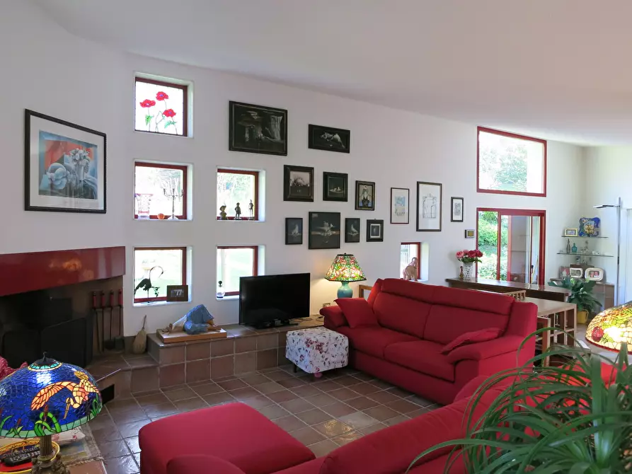 Immagine 33 di Villa in vendita  a Sarzana