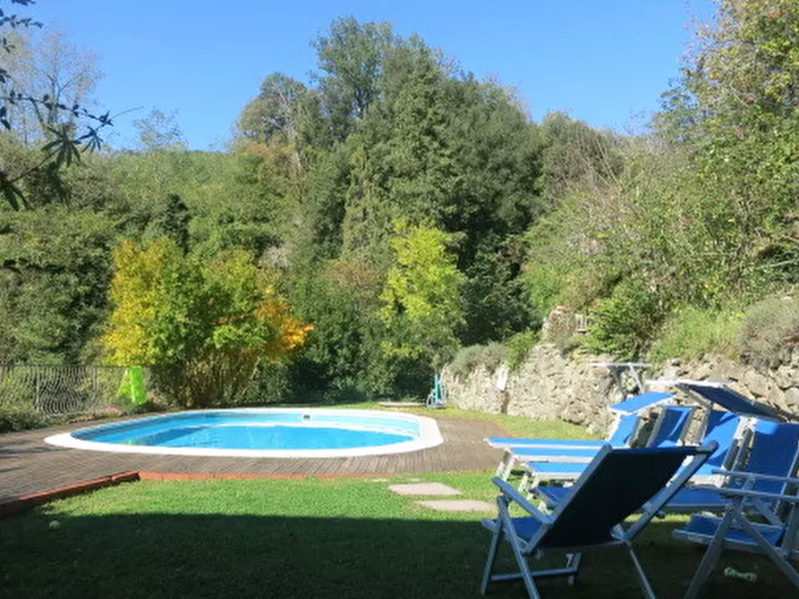 Immagine 4 di Rustico / casale in vendita  a Fosdinovo
