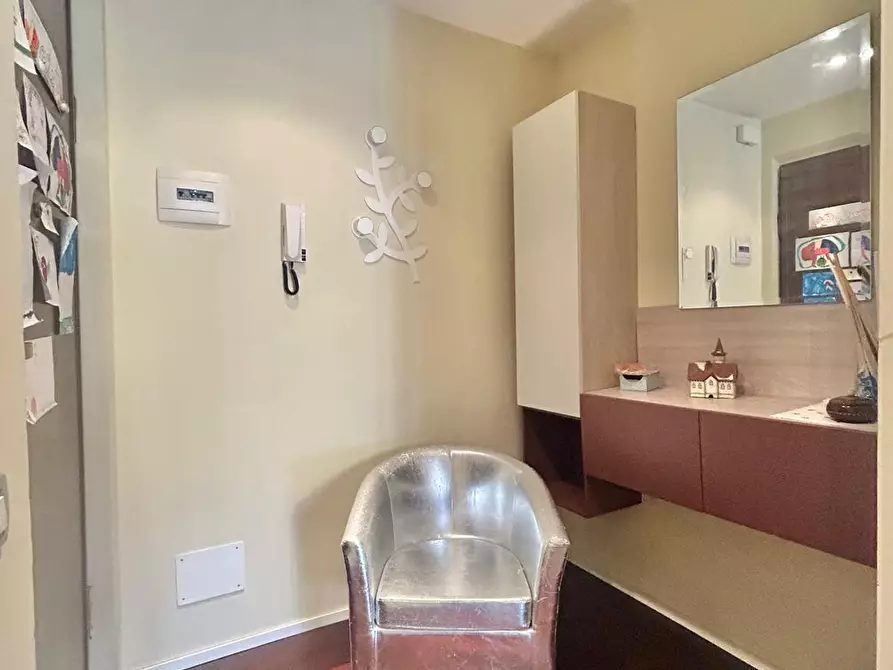 Immagine 13 di Trilocale in vendita  a Sarzana