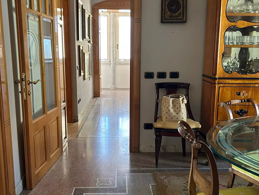 Immagine 12 di Quadrilocale in vendita  a Sarzana