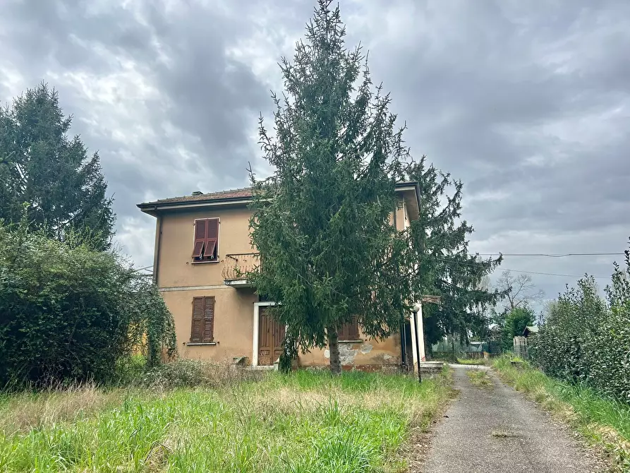 Immagine 5 di Casa bifamiliare in vendita  a Sarzana