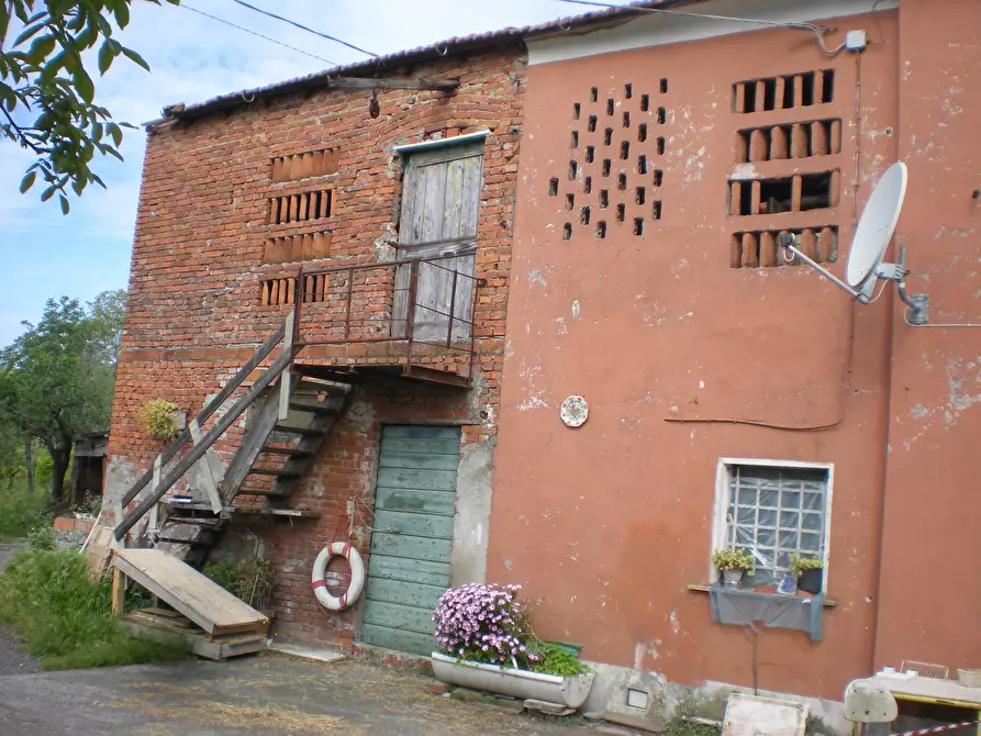 Immagine 1 di Rustico / casale in vendita  a Castelnuovo Magra