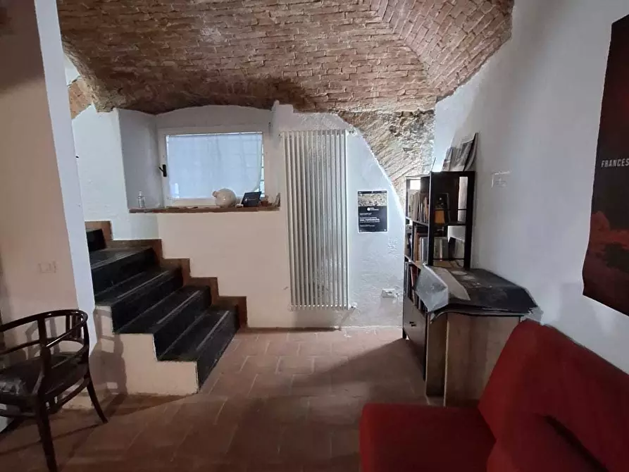 Immagine 1 di Loft/Open space in affitto  in Via Sobborgo Spina 16 a Sarzana