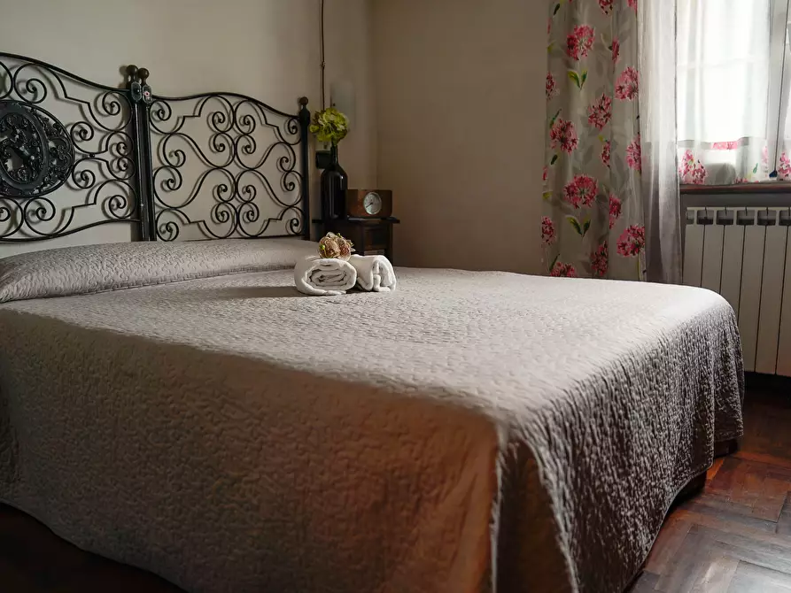 Immagine 44 di Agriturismo in vendita  a Castelnuovo Magra