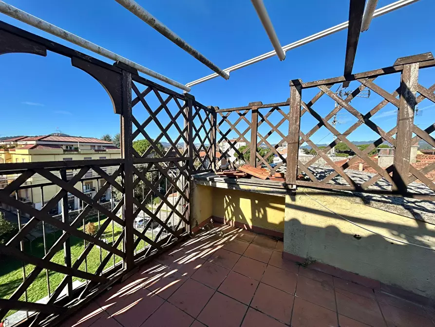 Immagine 22 di Quadrilocale in vendita  a Sarzana