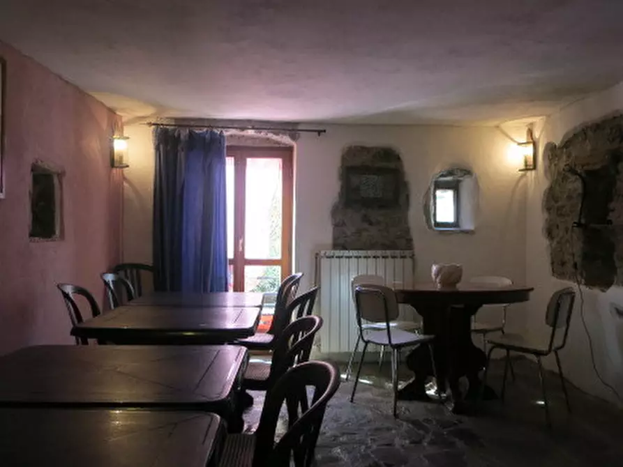 Immagine 15 di Rustico / casale in vendita  a Fosdinovo