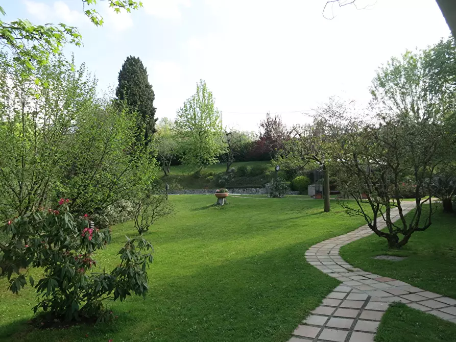 Immagine 29 di Villa in vendita  a Sarzana