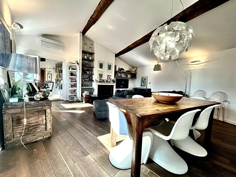 Immagine 15 di Attico in vendita  a Sarzana