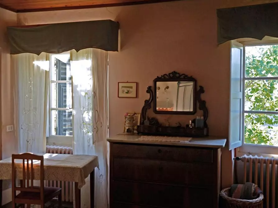 Immagine 41 di Villa in vendita  a Sarzana