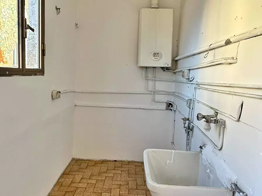 Immagine 18 di Quadrilocale in vendita  a Sarzana