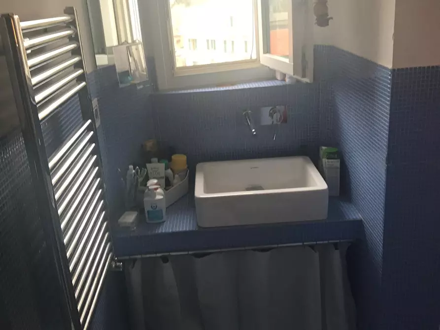 Immagine 35 di Quadrilocale in vendita  a Sarzana