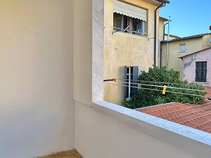 Immagine 1 di Quadrilocale in vendita  a Sarzana