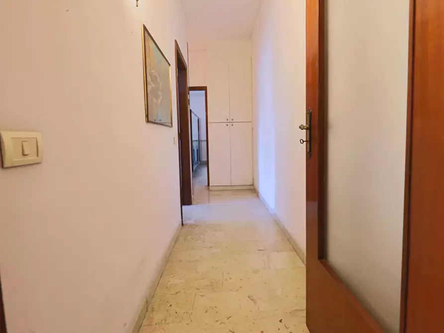 Immagine 9 di Quadrilocale in vendita  in Via Veneto 116 a Taranto